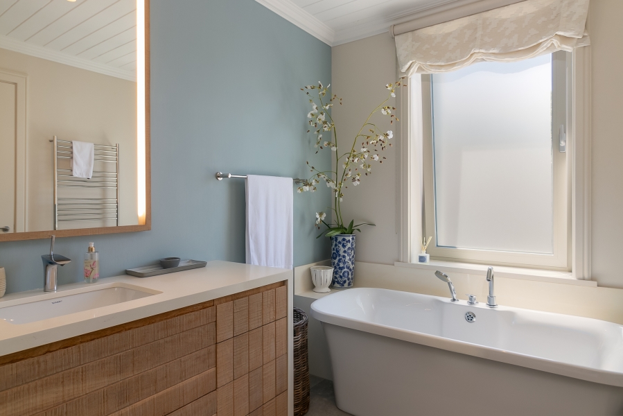 9 Bedroom Property for Sale in Beachy Head Western Cape